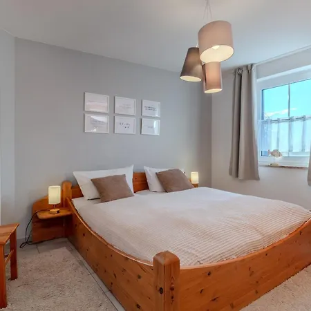 Wenkenglueck - Grosse Maisonette Mit Sauna, Kamin Und Balkon * 费马恩