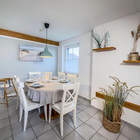 Wenkenglueck Mit Sauna, Kamin Und Balkon