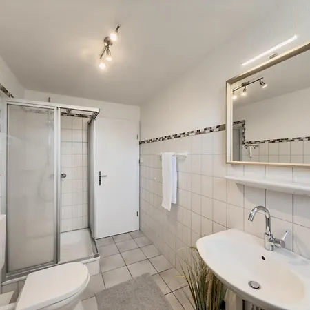 Wenkenglueck - Grosse Maisonette Mit Sauna, Kamin Und Balkon 公寓 *