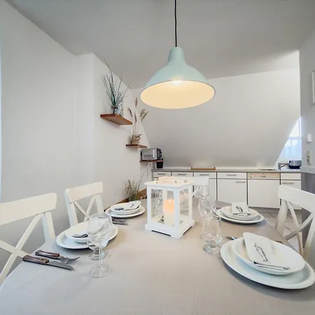 公寓 Wenkenglueck - Grosse Maisonette Mit Sauna, Kamin Und Balkon