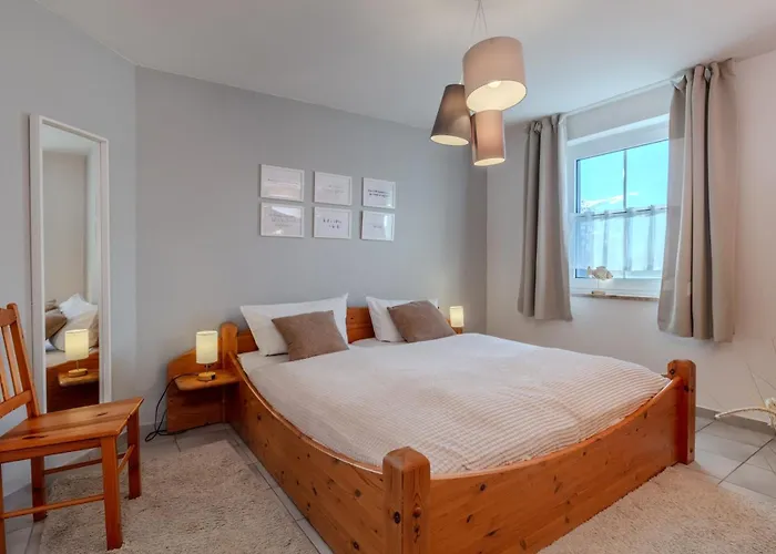 Wenkenglueck Mit Sauna, Kamin Und Balkon * Fehmarn