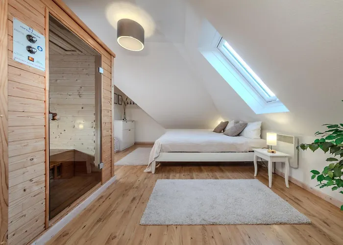 Lägenhet Wenkenglueck Mit Sauna, Kamin Und Balkon Fehmarn